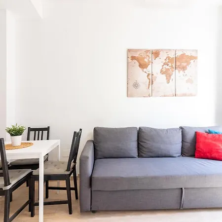 Appartement Center Flat. Carmen Center Roof-terrace Boutique *